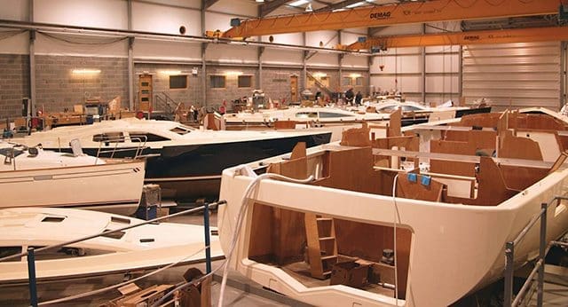 manufactoring-boats