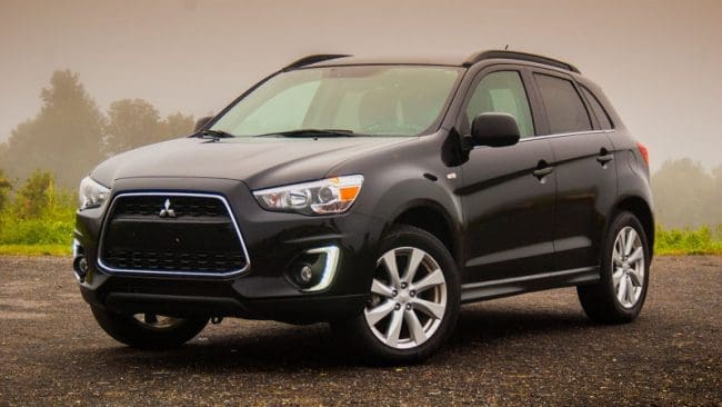 001-2015-mitsubishi-outlander-sport-quick-spin