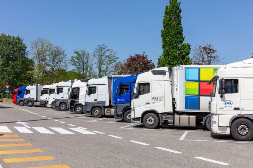 Haulage company sets out to solve HGV driver shortage by becoming partnership