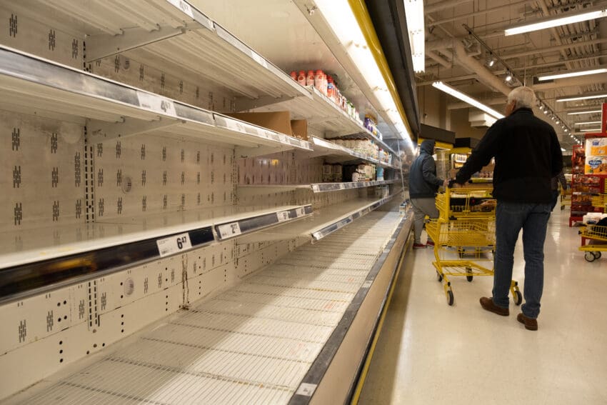 Supermarkets have begun stockpiling groceries in anticipation of a fresh lockdown as the highly contagious Omicron variant of Covid-19 spreads rapidly across the country.