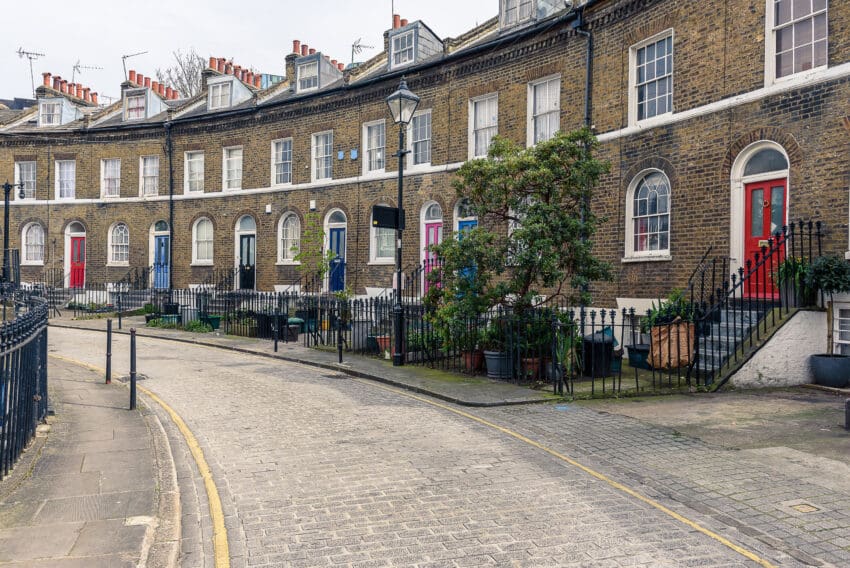 Higher interest rates and the fall in take-home pay are driving a decline in new mortgages, with the number approved falling below pre-pandemic levels last month.