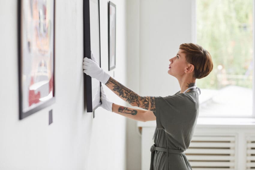 Art critic Andrey Elinson speculates about the causes of attacks on museums and exhibitions by vandals