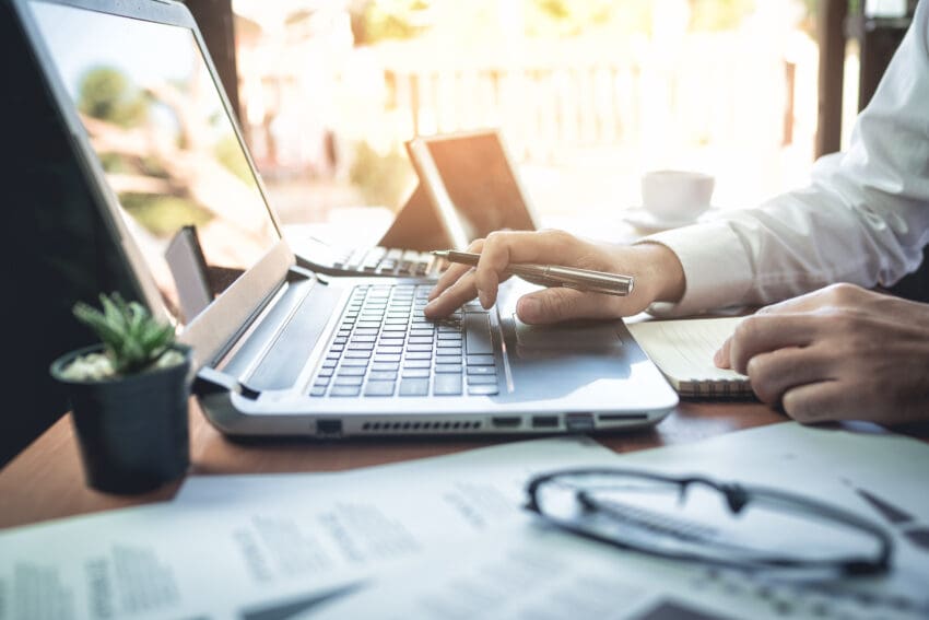 Businessman,Working,On,Desk,Office,Business