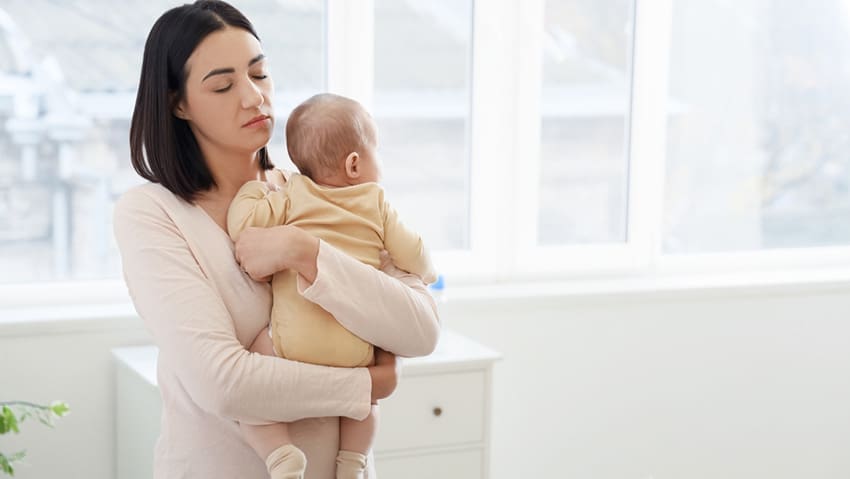 After​‍​‌‍​‍‌​‍​‌‍​‍‌ a C-section, everyday things like driving your car might suddenly appear difficult. Yes, the arrival of a new baby is a wonderful thing, but it still takes time to heal, so you will inevitably have to ask yourself questions about how to move safely.